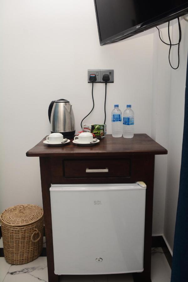 Ayubowan Homestay Katunayaka Екстериор снимка
